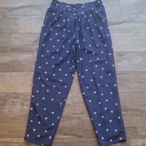 8/10 Vtg CHAUS Navy Blue & White Abstract Print Fully Lined Pleated Pants